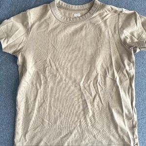 Uniqlo Basic T-Shirt